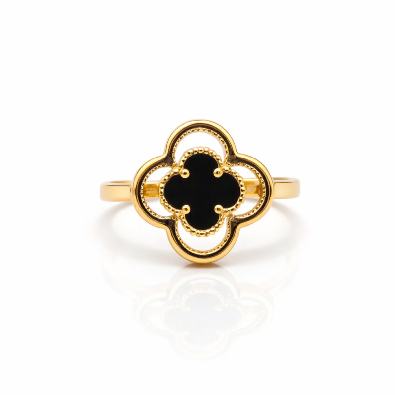 18K Gold Floral Clover Ring with Enamel Center – Size 18 (2.40g)