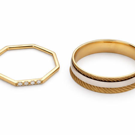18K Gold Two-Tone Ring Set – Octagonal Diamond Band & Textured Wedding Band (5.09g)