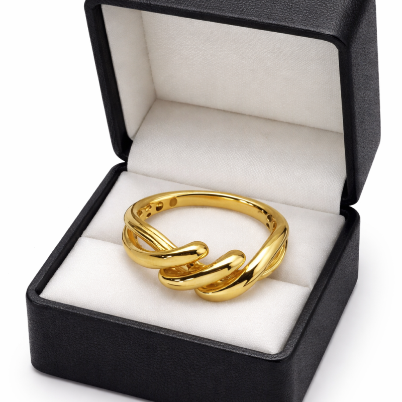 18K Gold Knot Ring – Elegant Interlocking Design (4.67g)