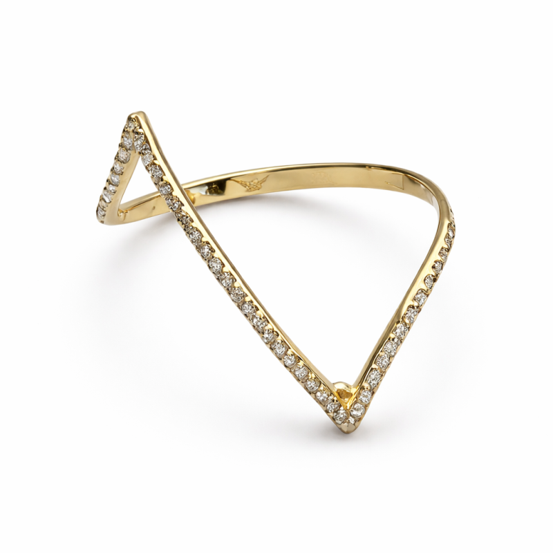 18K Gold V Shape Diamond Ring – Minimalist Open Triangle Design (1.68g)