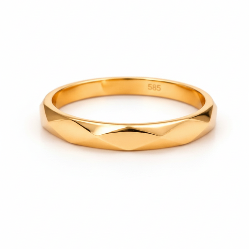 18K Geometric Gold Band Ring with Faceted Design (Size 14) – 1.60g