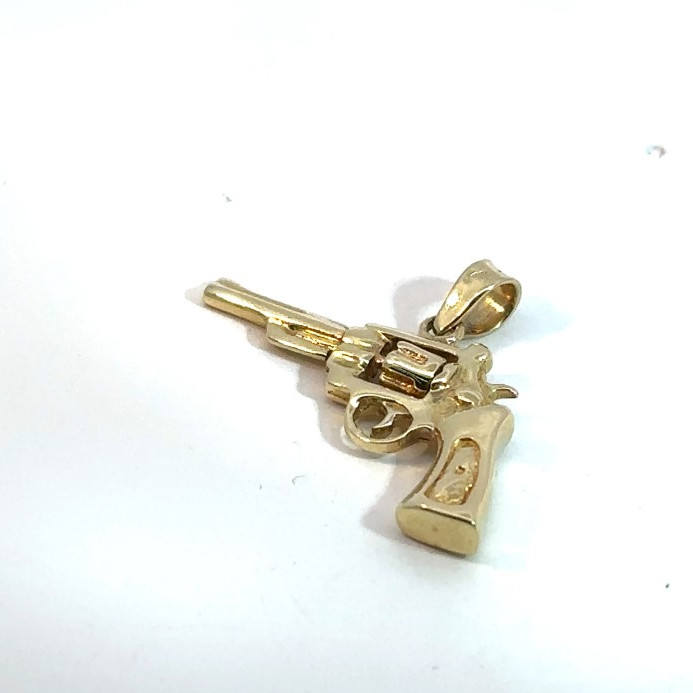 Kenzari Jewellery 14k Gold Pendant for Women - 3.94 Grams