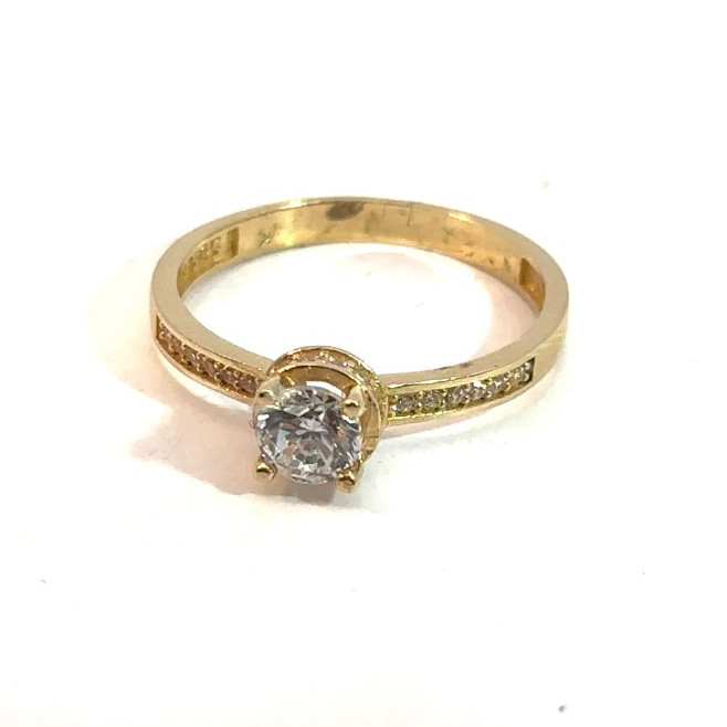Kenzari Jewellery 14k Gold Ring with Fashion Stone for Women - 2.17 Grams