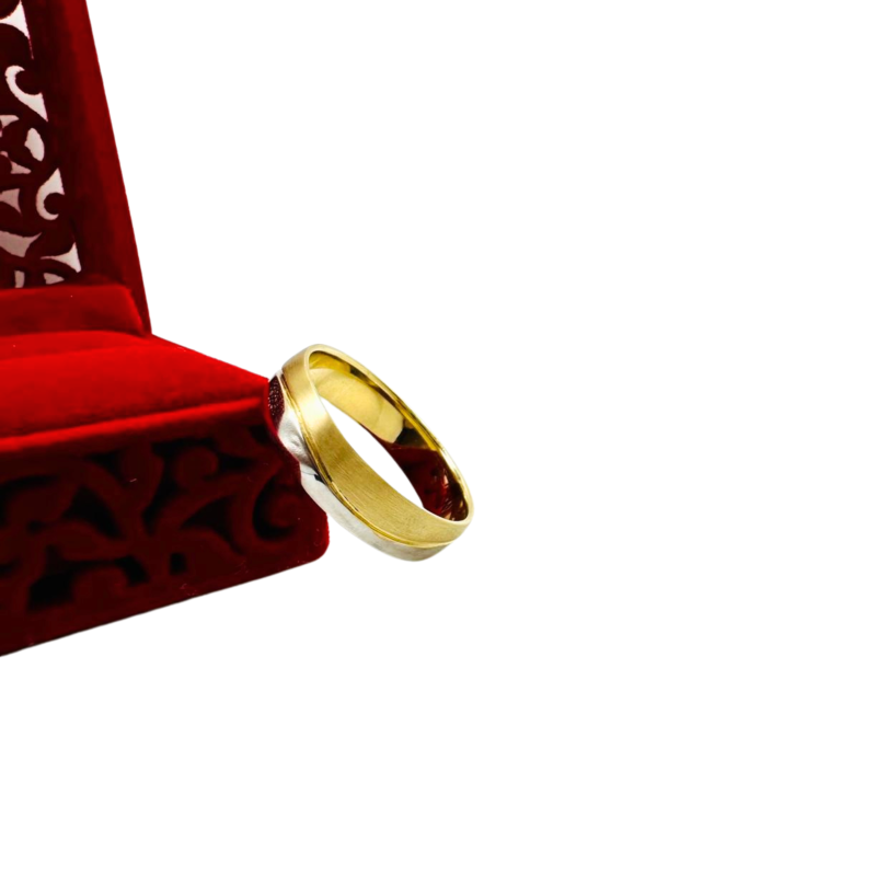 Kenzari Jewellery 14k Gold Wedding Ring - 4.45 Grams