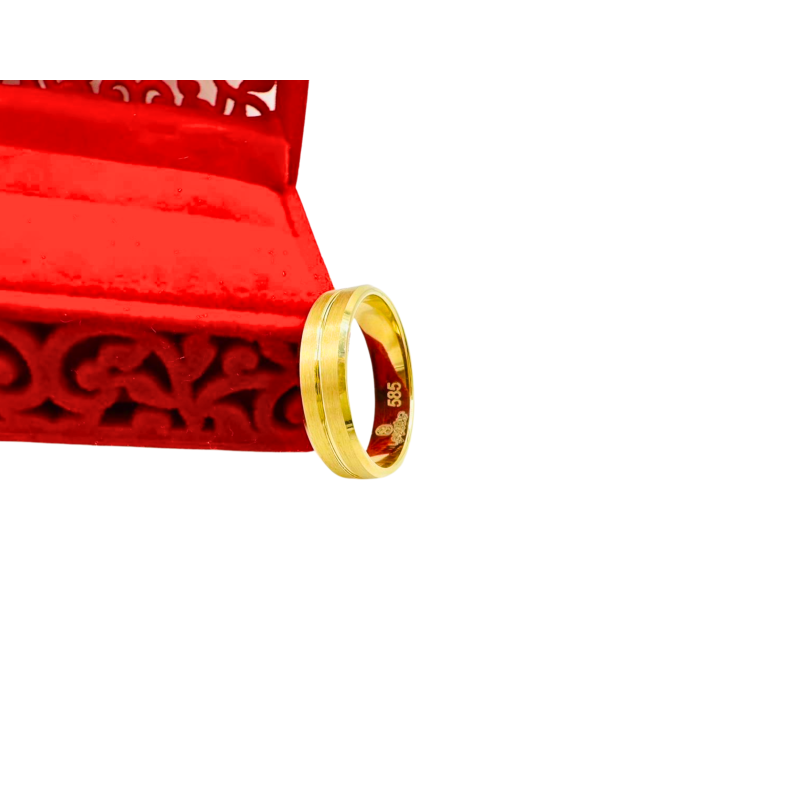 Kenzari Jewellery 14k Gold Wedding Ring - 4.39 Grams
