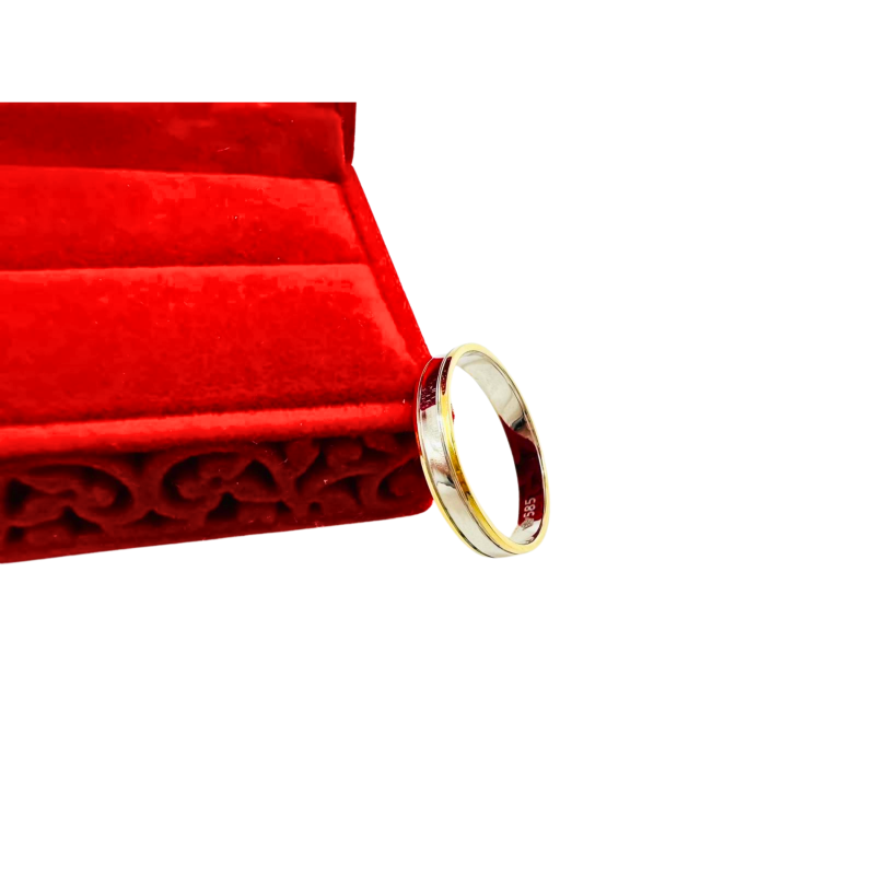 Kenzari Jewellery 14k Gold Wedding Ring - 2.99 Grams