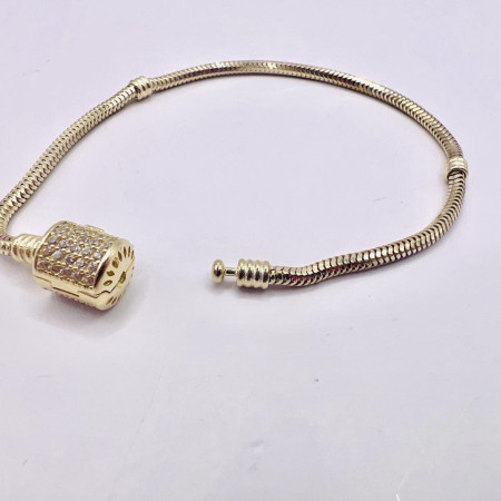 Kenzari Jewellery 14k Gold Charm Bracelet for women -7.73 Grams