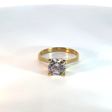 Kenzari Jewellery 14k Gold White Zirconia Stone Women Ring - 2.84 Grams