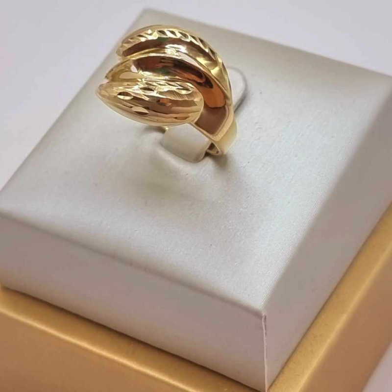 Kenzari Jewellery 14k Gold Ring for Women - 4.51 Grams