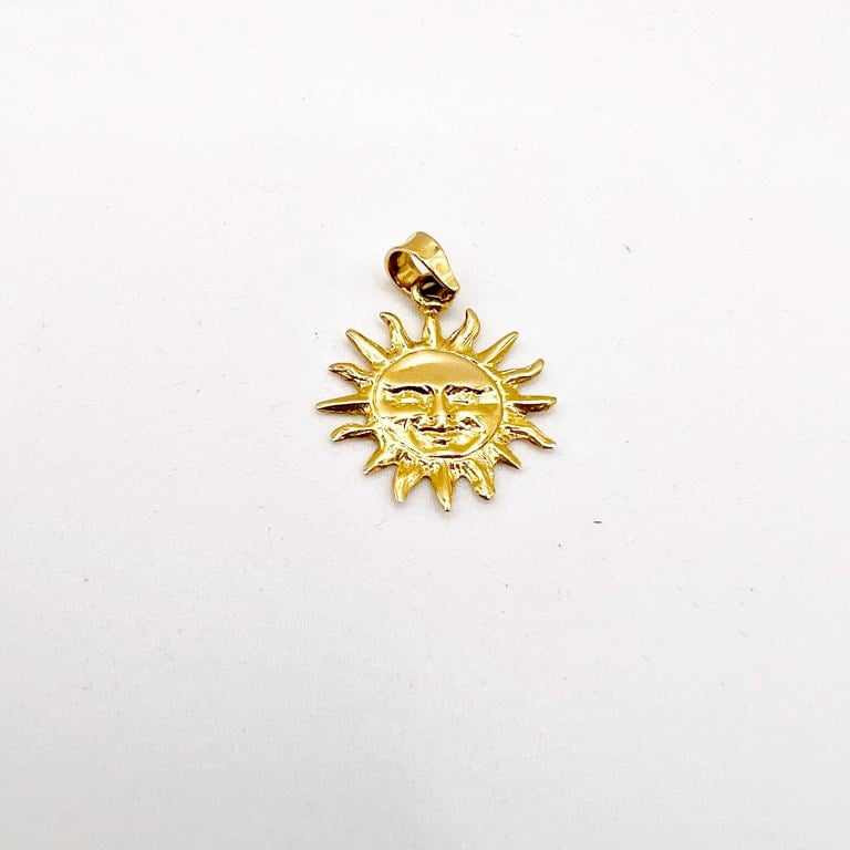 Kenzari Jewellery 14k Gold Sun Pendant for Women - 1.61 Grams