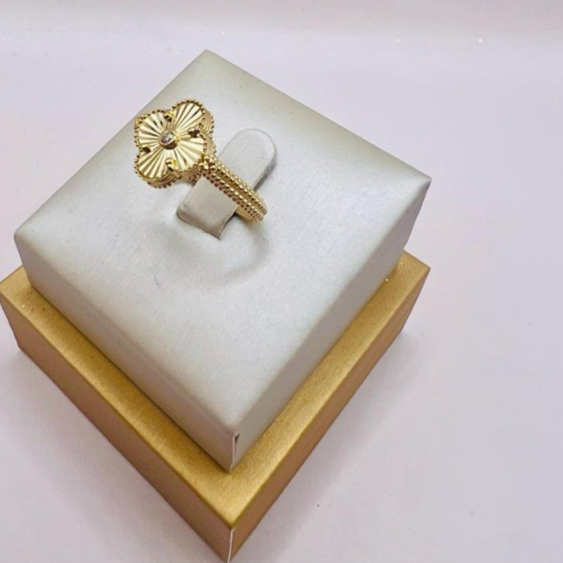 Kenzari Jewellery 14k Gold Ring for Women - 3.71 Grams