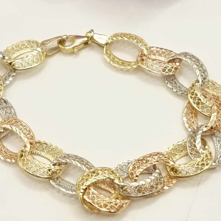 Kenzari Jewellery 14k Gold Two Toned Link with Secure Lobster Lock Clasp Bracelet for women 7.55 Grams