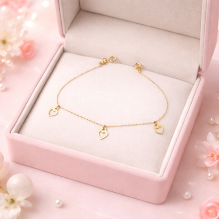18K Gold Heart Charm Bracelet 2.51 Gram – Dainty Elegant Bracelet for Women 18K Gold Heart Charm Bracelet 2.51 Gram – Dainty Elegant Bracelet for Women