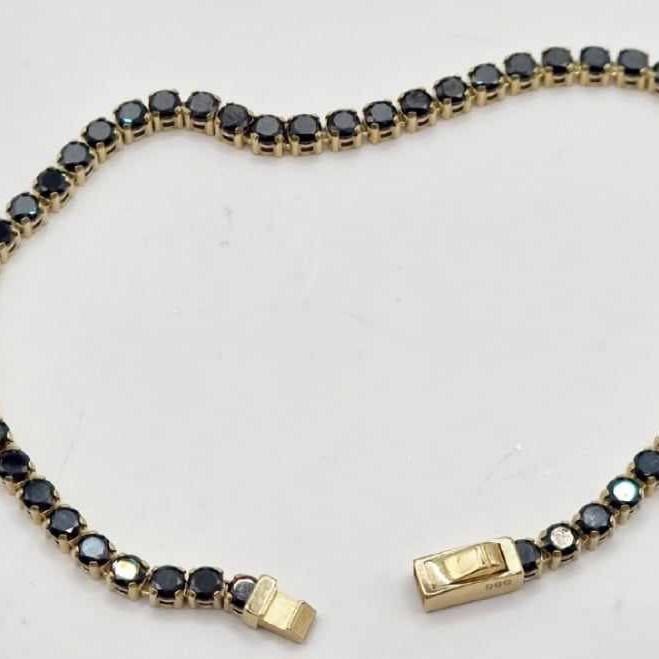 Kenzari Jewellery 14k Gold Black Zirconia Bracelet for Women - 4.61 Grams Kenzari Jewellery 14k Gold Black Zirconia Bracelet for Women - 4.61 Grams