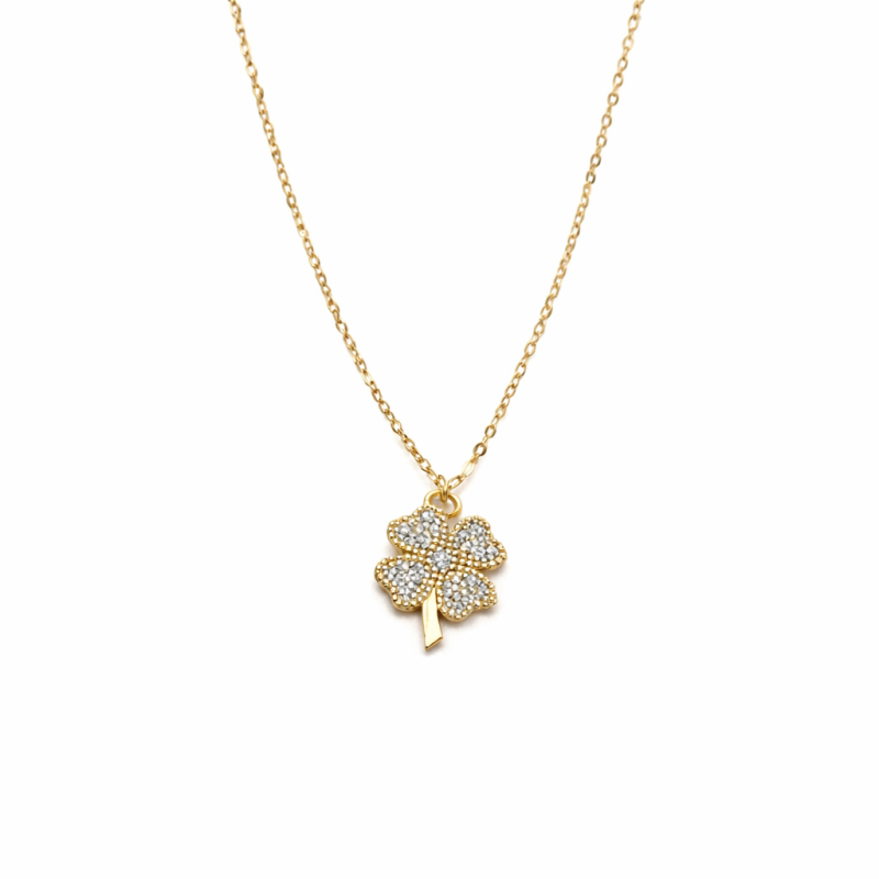 19k Gold Diamond Clover Necklace - 0.96 Grams