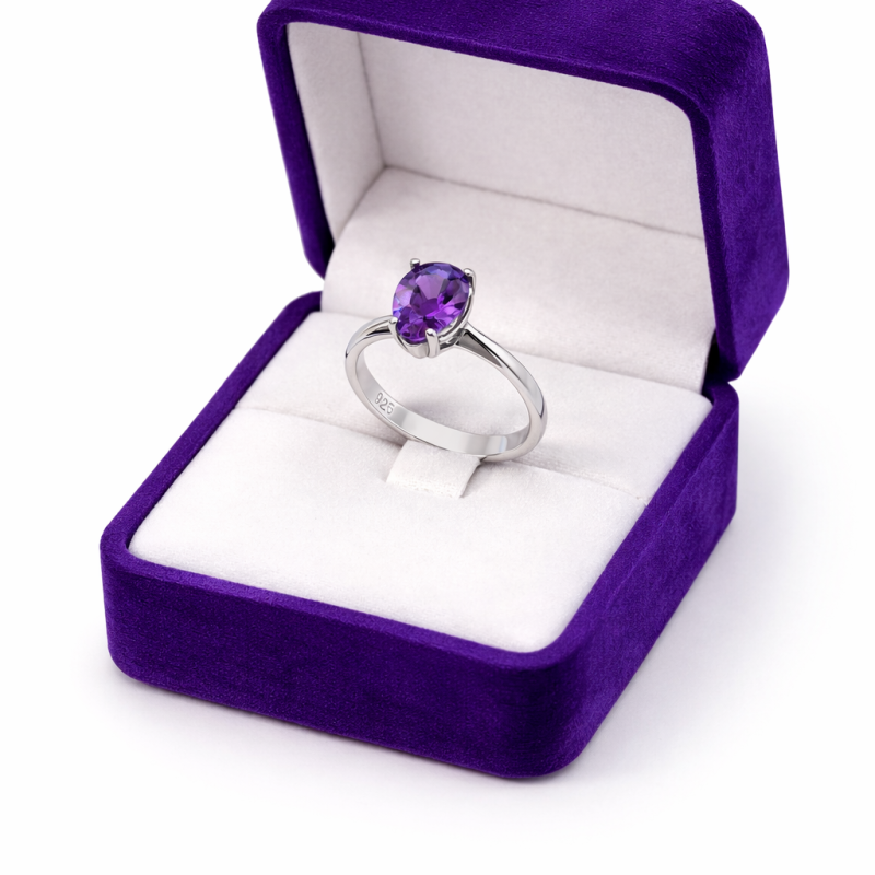 Sterling Silver Ring with Purple Stone – 4.39g
