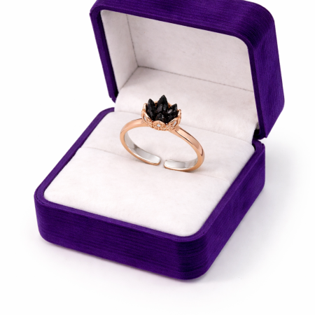 Sterling Silver Adjustable Ring with Black Stone – 3.10g